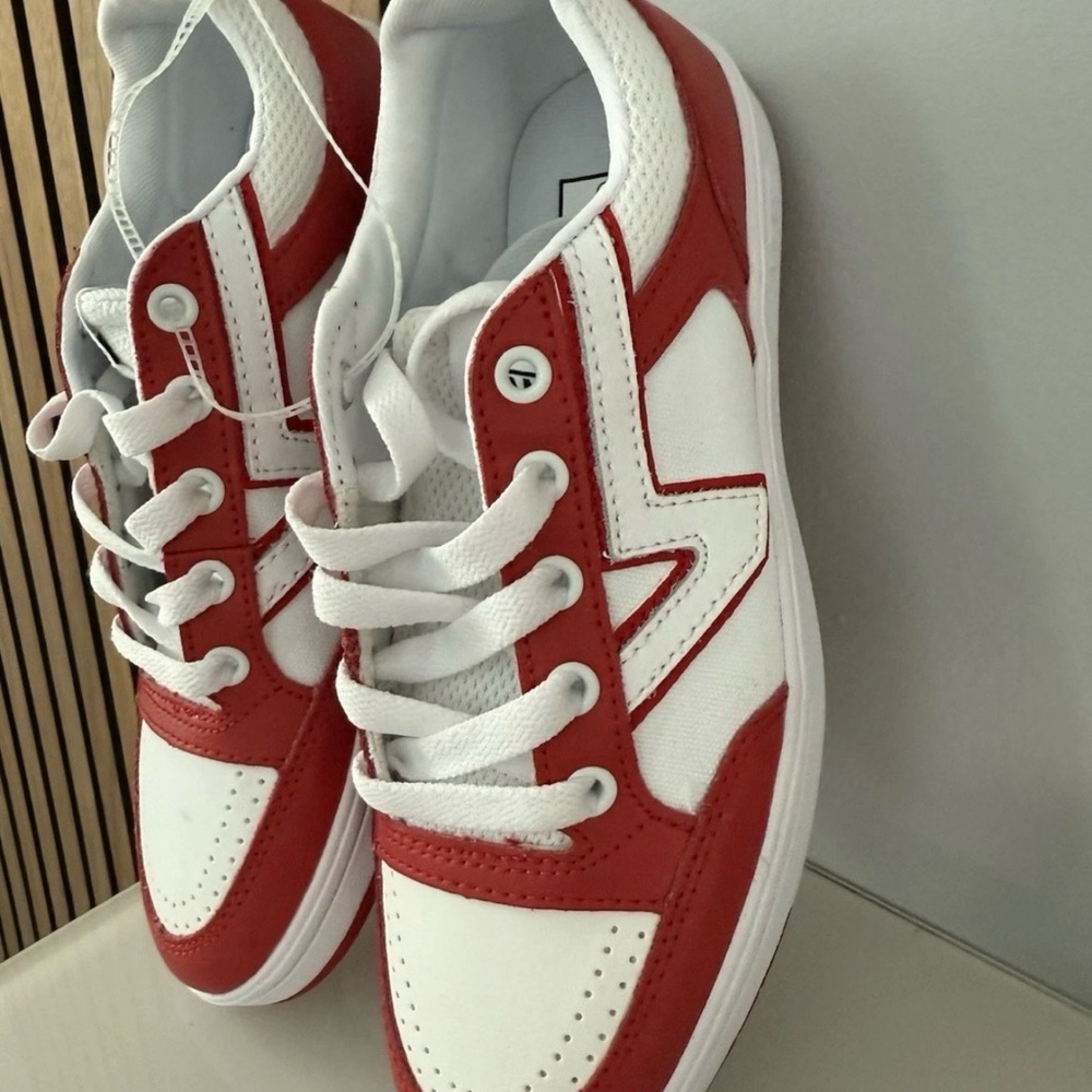 Vans Women's Red and White Sneakers - Picture 4 of 6